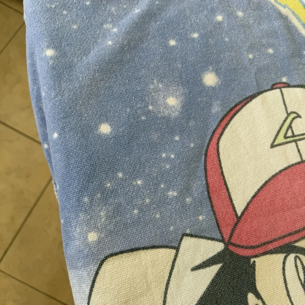 Vintage 1999 2000 Nintendo Pokemon Pikachu Beach Towel Gotta Catch Em All Bleach